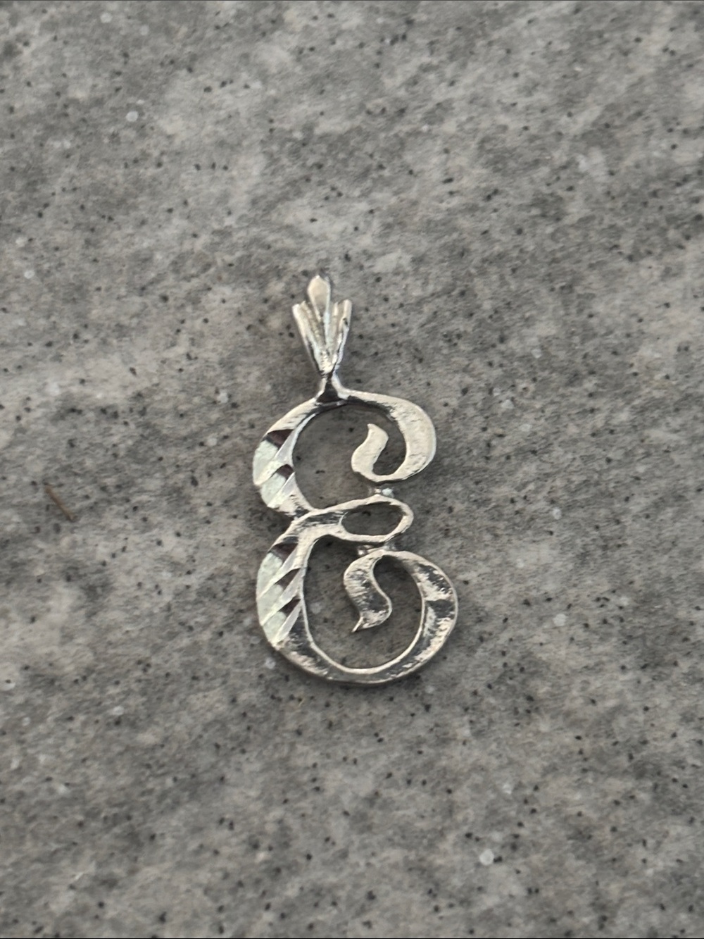 Fine Jewelry: .925 Sterling Silver Vtg Script Letter 'E' Pendant Necklace Charm